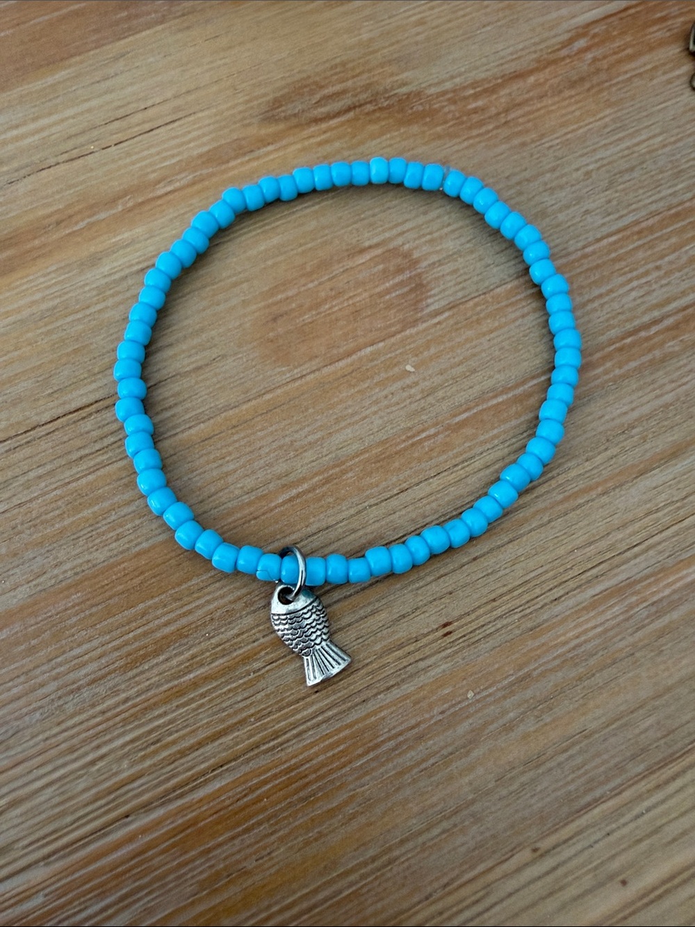 Turquoise Beaded Fish Charm Stretch Bracelet